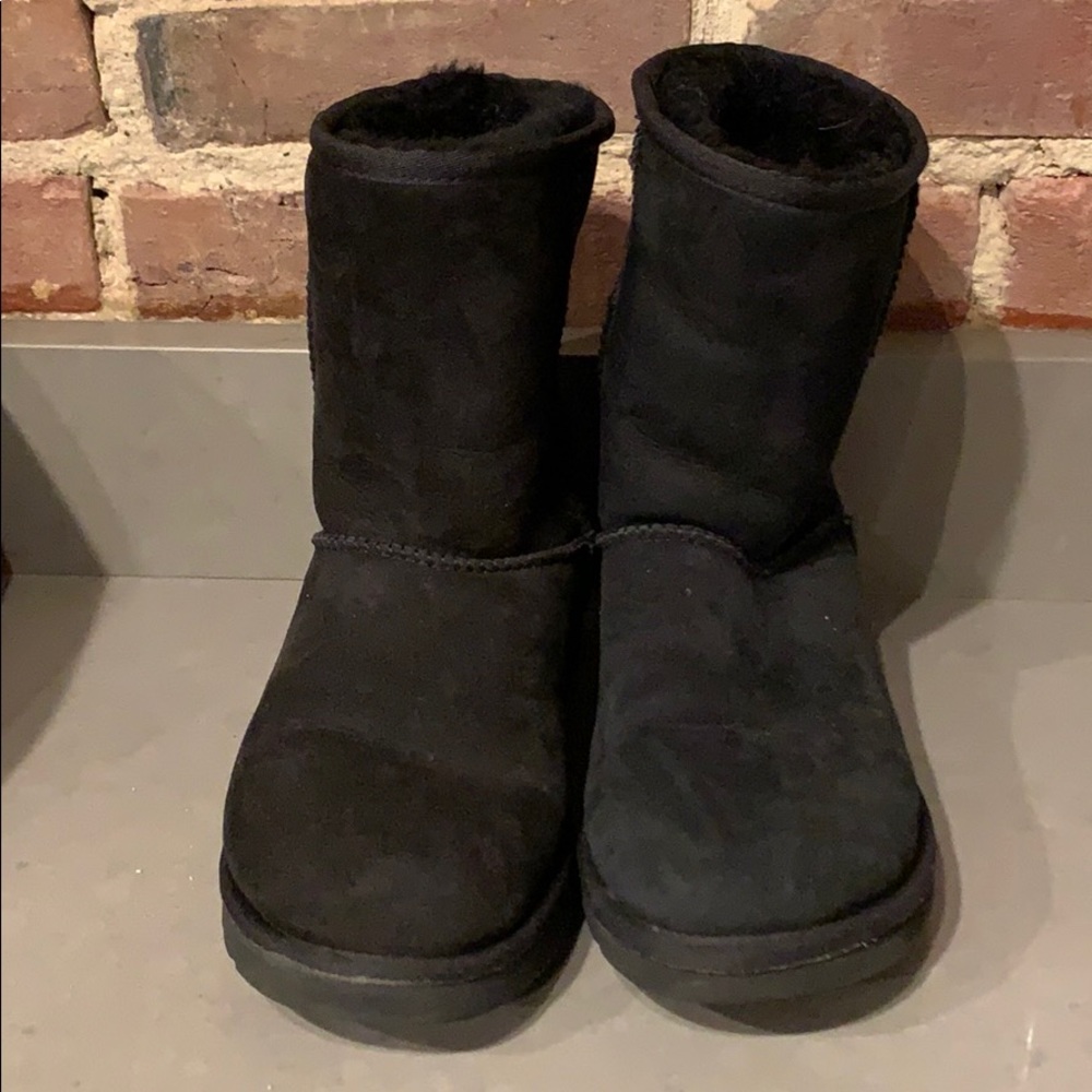 Ugg Classic Short Boots
